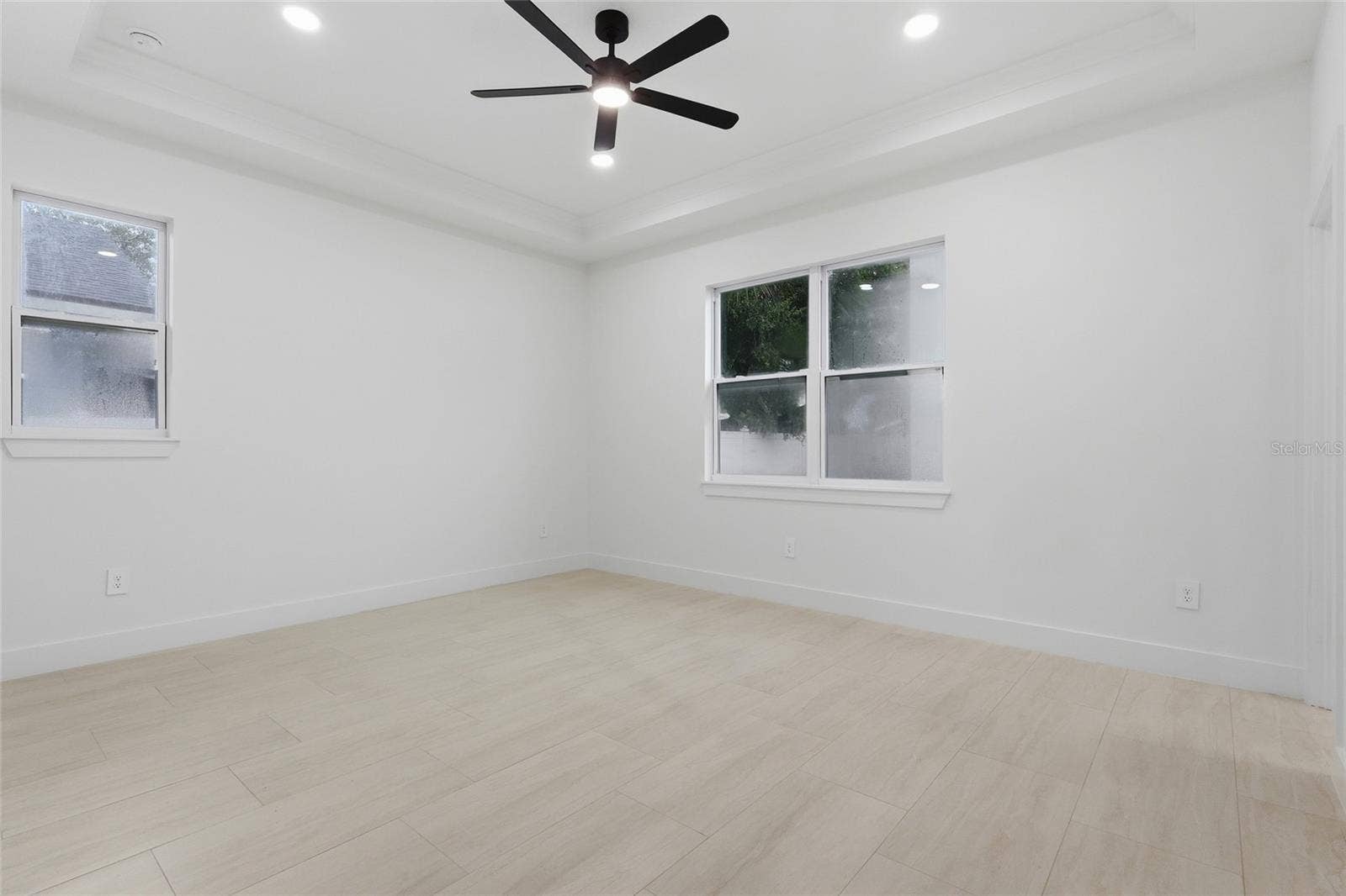 926 11TH AVENUE S, St Petersburg, FL 33705