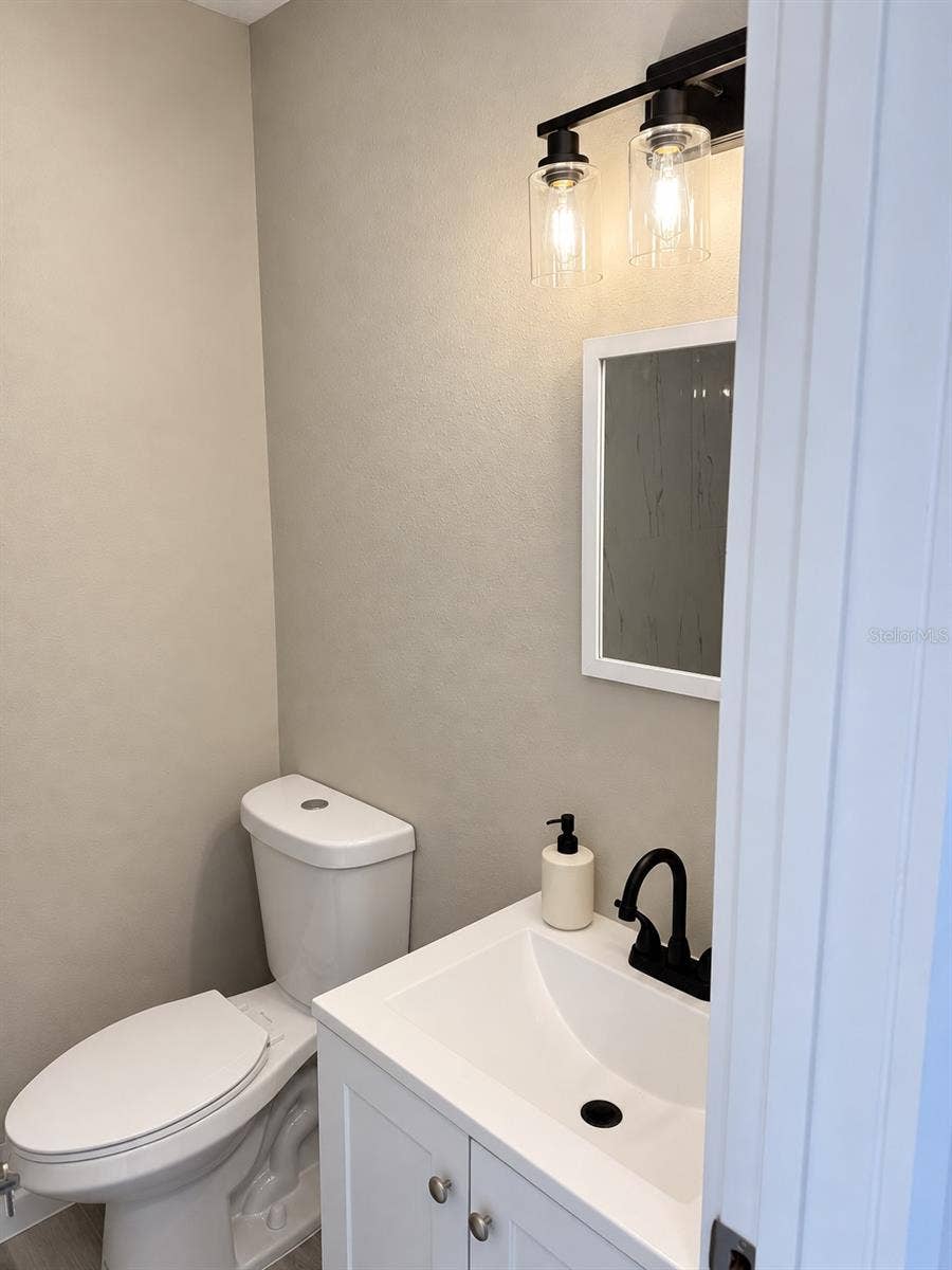 320 W 21ST STREET, Riviera Beach, FL 33404