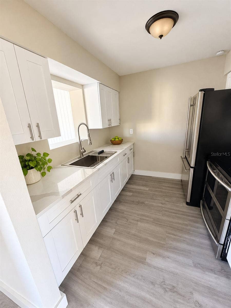 320 W 21ST STREET, Riviera Beach, FL 33404