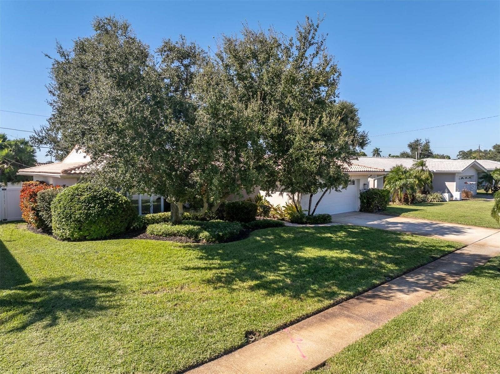 10248 IMPERIAL POINT DRIVE E, Largo, FL 33774 10248 IMPERIAL POINT DRIVE E, Largo, FL 33774