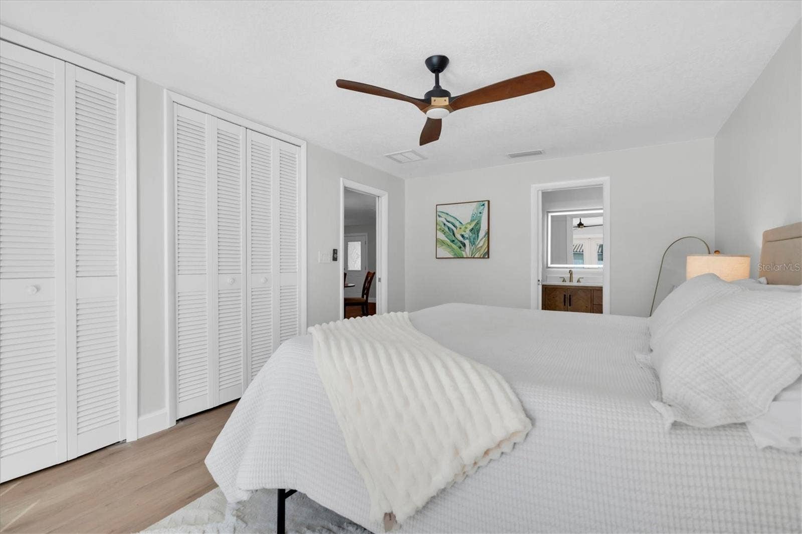 10248 IMPERIAL POINT DRIVE E, Largo, FL 33774 10248 IMPERIAL POINT DRIVE E, Largo, FL 33774
