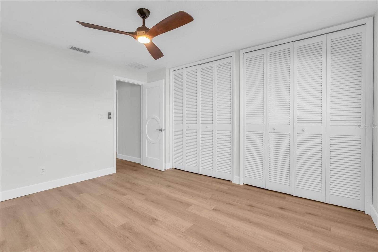 10248 IMPERIAL POINT DRIVE E, Largo, FL 33774 10248 IMPERIAL POINT DRIVE E, Largo, FL 33774