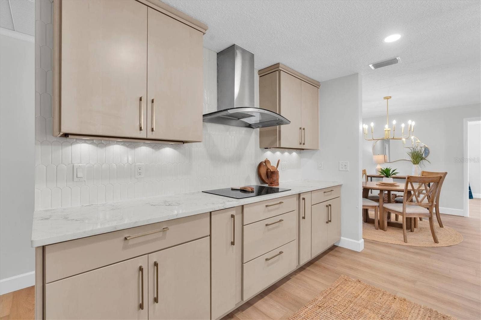 10248 IMPERIAL POINT DRIVE E, Largo, FL 33774 10248 IMPERIAL POINT DRIVE E, Largo, FL 33774