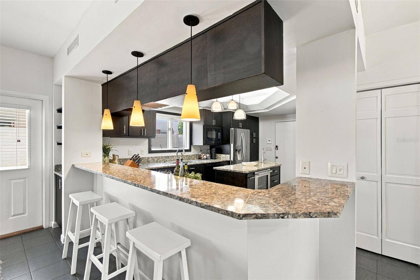 Breakfast Bar in Kitchen