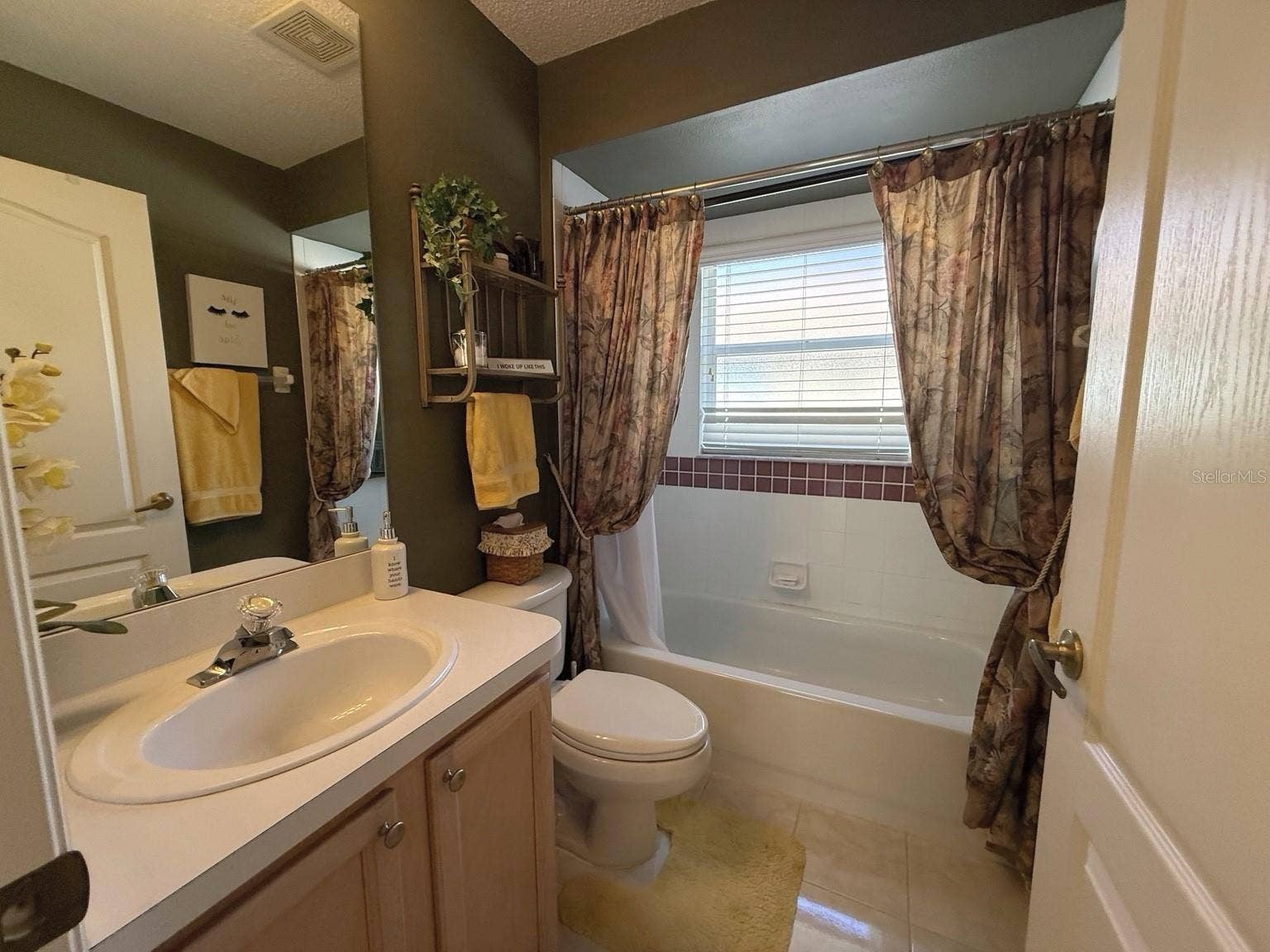 11210 HEATHROW AVENUE, Spring Hill, FL 34609 11210 HEATHROW AVENUE, Spring Hill, FL 34609