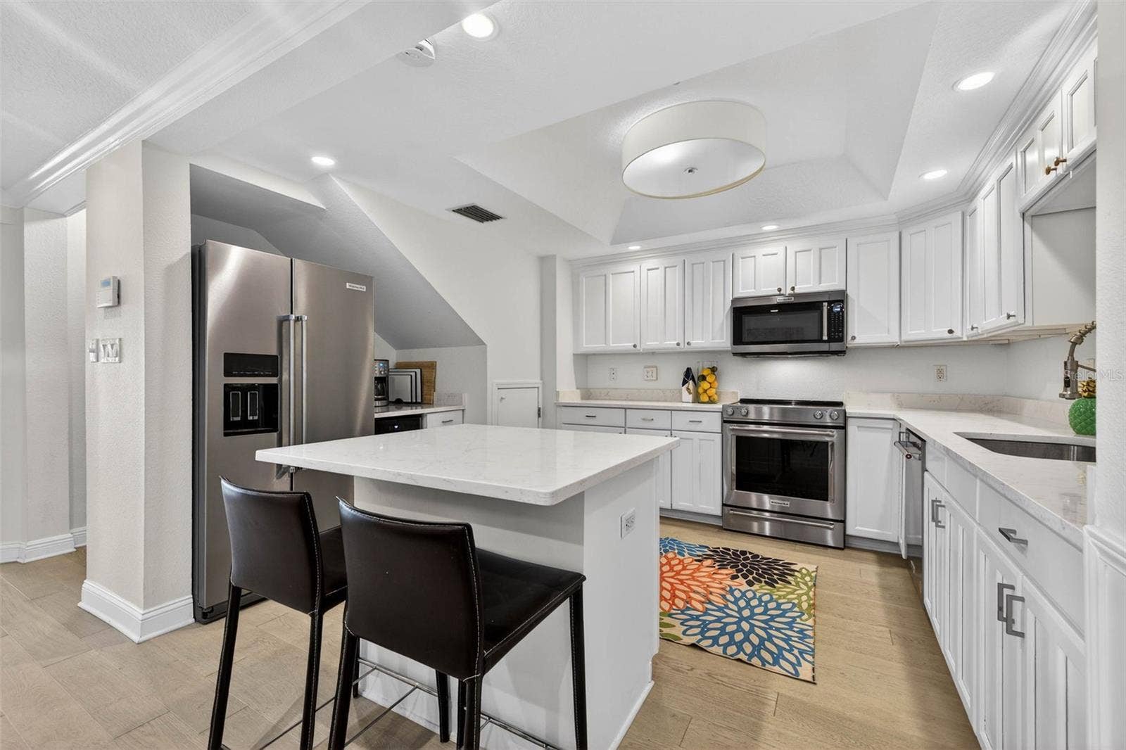 922 N SHORE DRIVE NE, St Petersburg, FL 33701 922 N SHORE DRIVE NE, St Petersburg, FL 33701