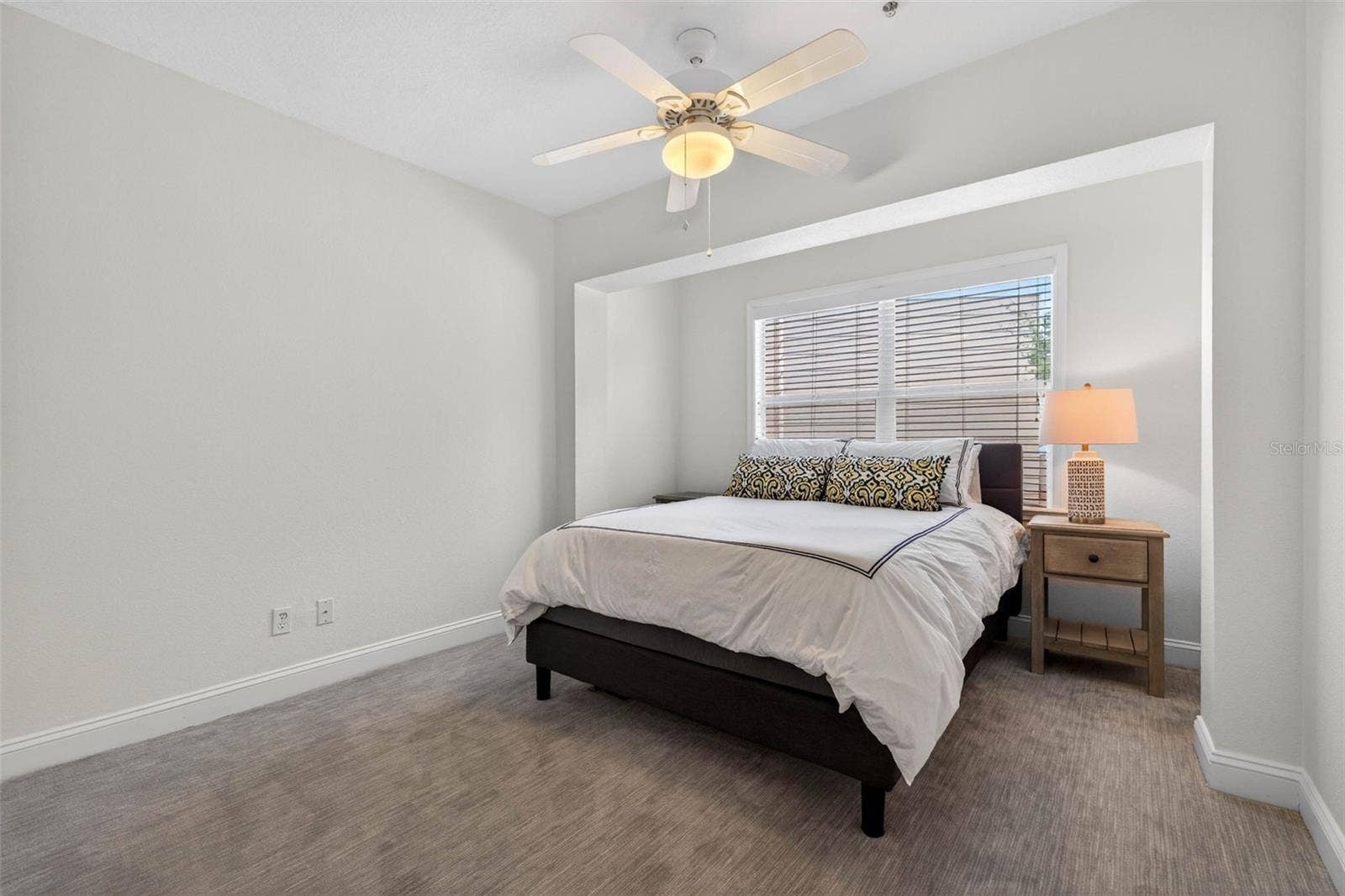 922 N SHORE DRIVE NE, St Petersburg, FL 33701 922 N SHORE DRIVE NE, St Petersburg, FL 33701