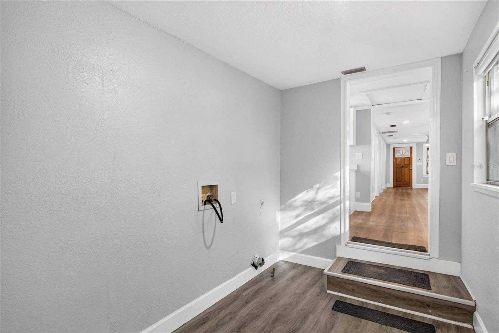 224 W JEAN STREET, Tampa, FL 33604 224 W JEAN STREET, Tampa, FL 33604