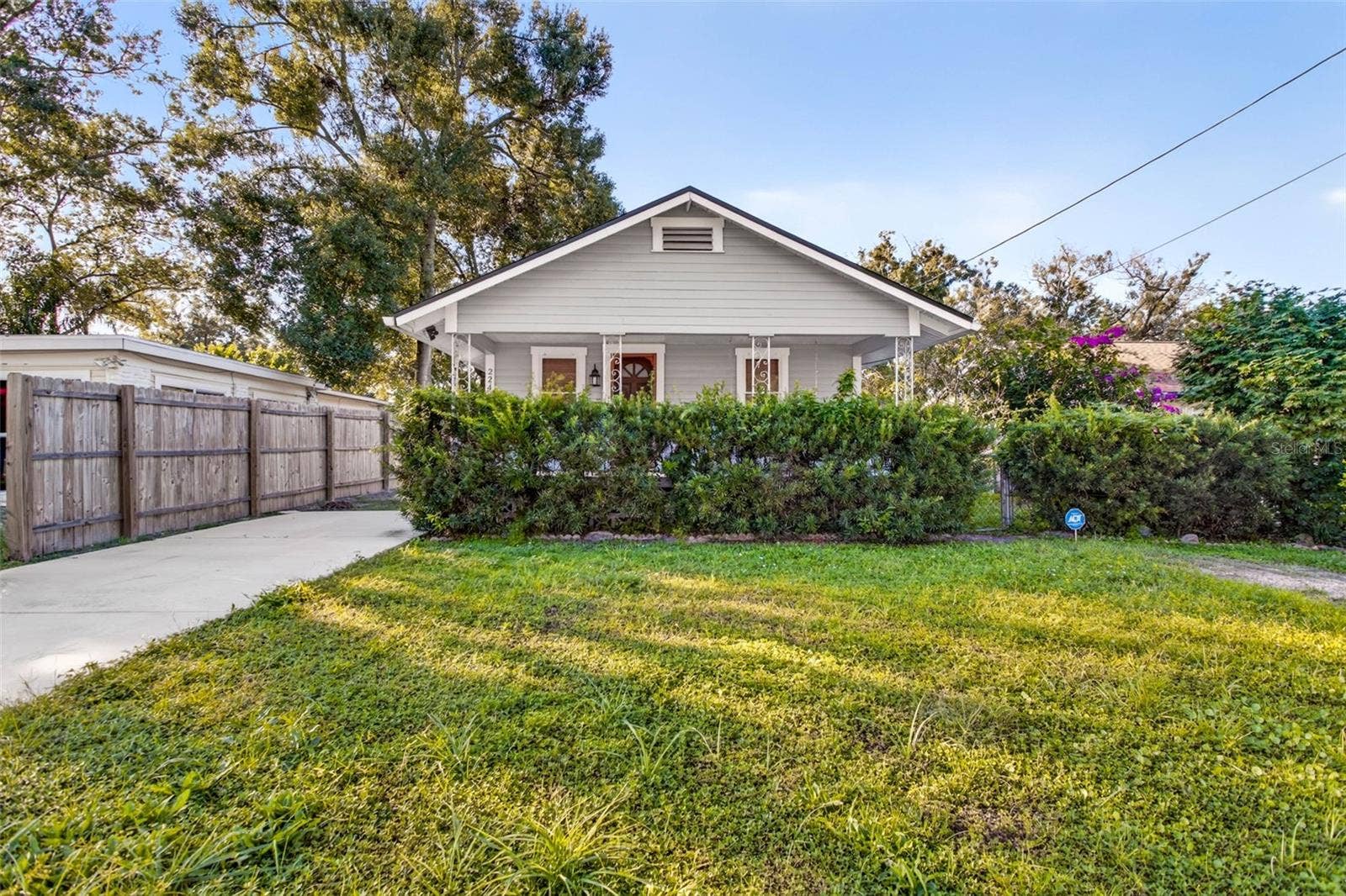 224 W JEAN STREET, Tampa, FL 33604 224 W JEAN STREET, Tampa, FL 33604