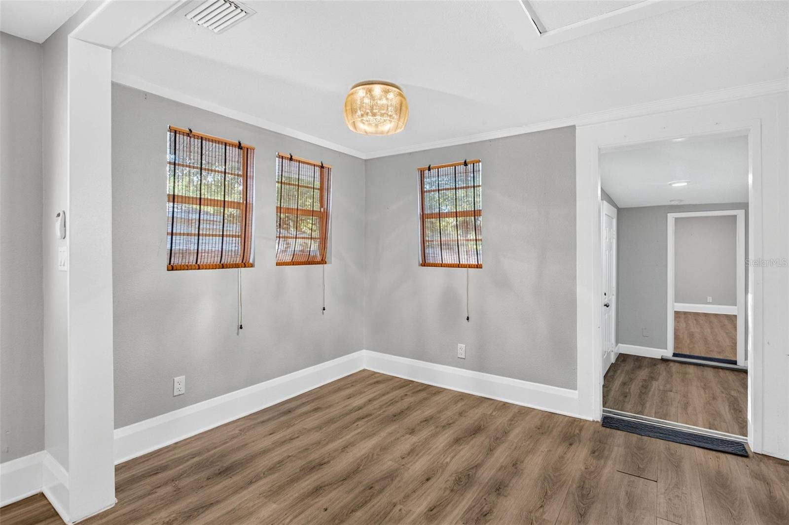 224 W JEAN STREET, Tampa, FL 33604 224 W JEAN STREET, Tampa, FL 33604