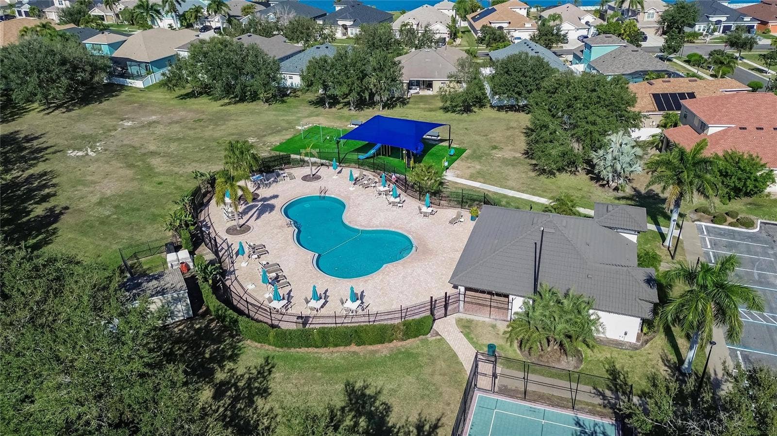 417 STONE BRIAR DRIVE, Ruskin, FL 33570 417 STONE BRIAR DRIVE, Ruskin, FL 33570