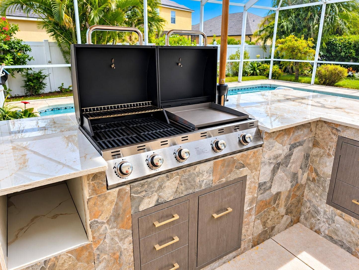 417 STONE BRIAR DRIVE, Ruskin, FL 33570 417 STONE BRIAR DRIVE, Ruskin, FL 33570
