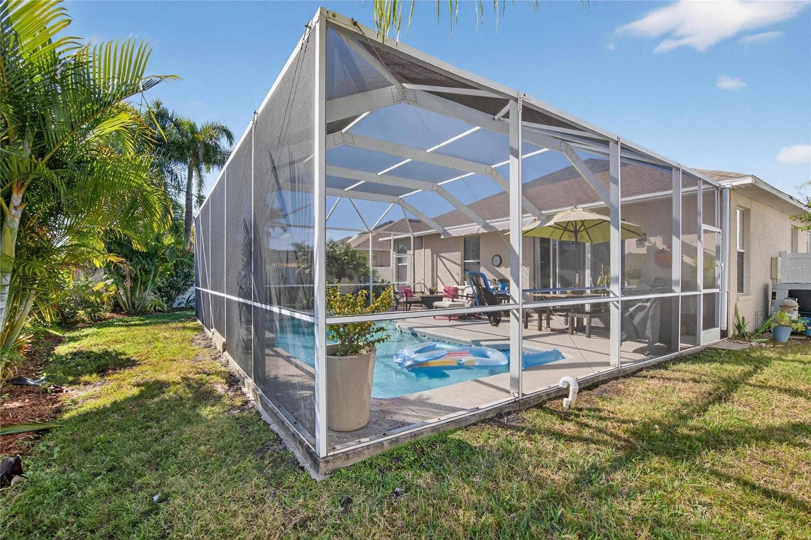 417 STONE BRIAR DRIVE, Ruskin, FL 33570 417 STONE BRIAR DRIVE, Ruskin, FL 33570