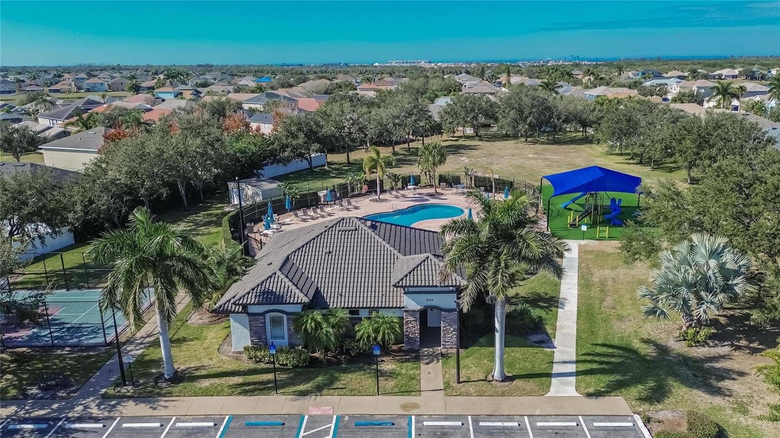 417 STONE BRIAR DRIVE, Ruskin, FL 33570 417 STONE BRIAR DRIVE, Ruskin, FL 33570
