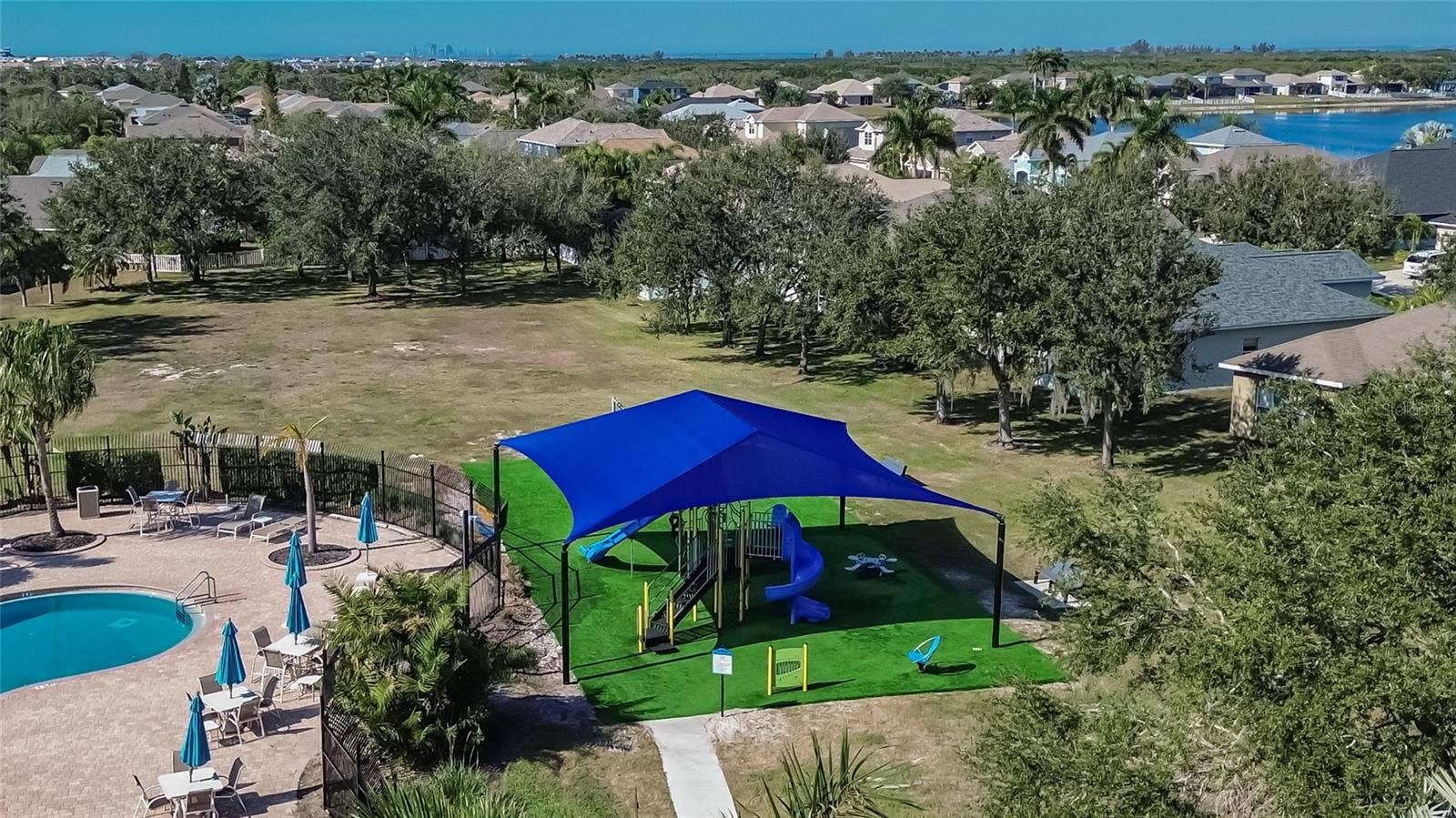 417 STONE BRIAR DRIVE, Ruskin, FL 33570 417 STONE BRIAR DRIVE, Ruskin, FL 33570