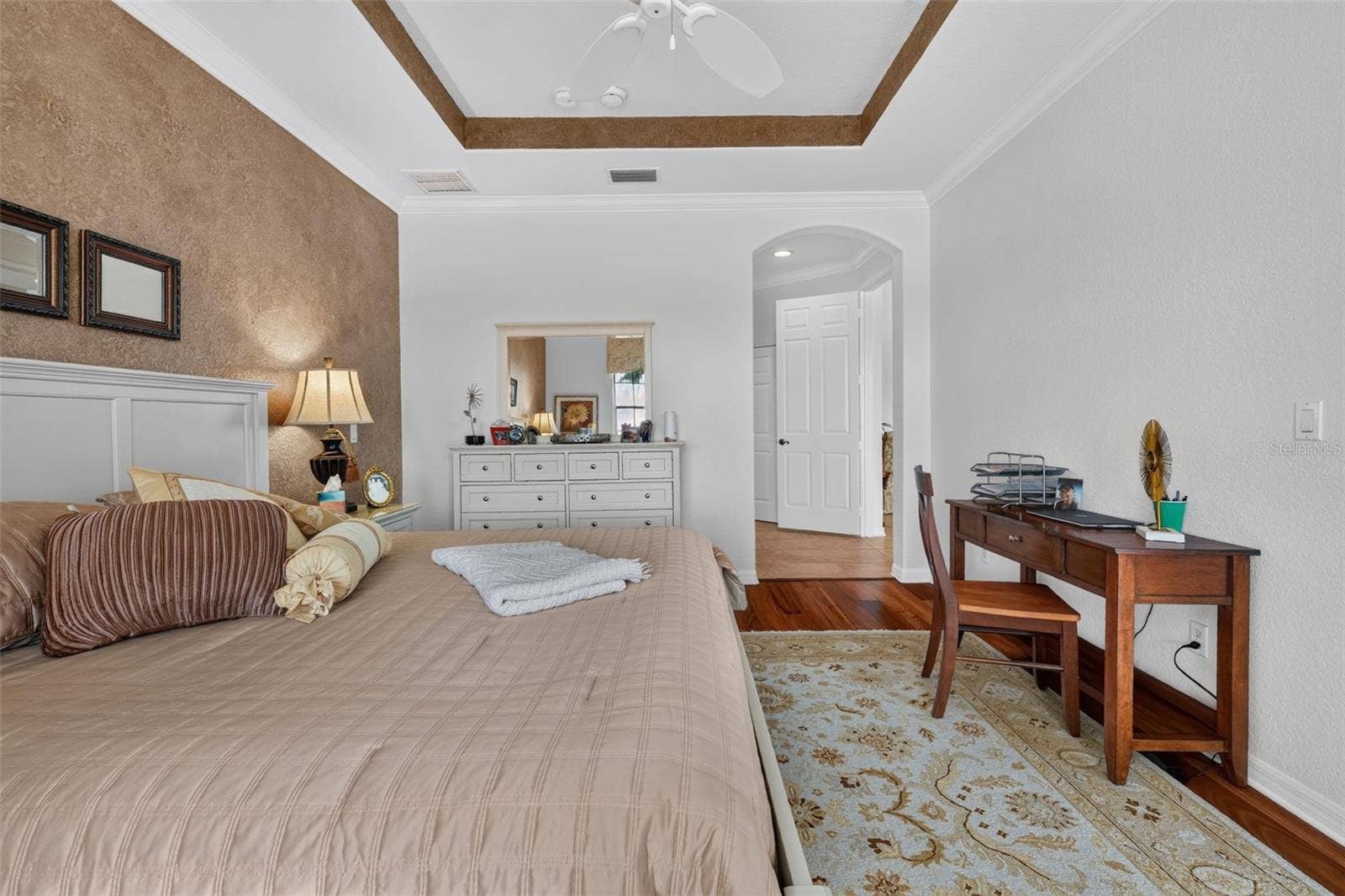 1360 EMERALD DUNES DRIVE, Sun City Center, FL 33573 Primary bedroom