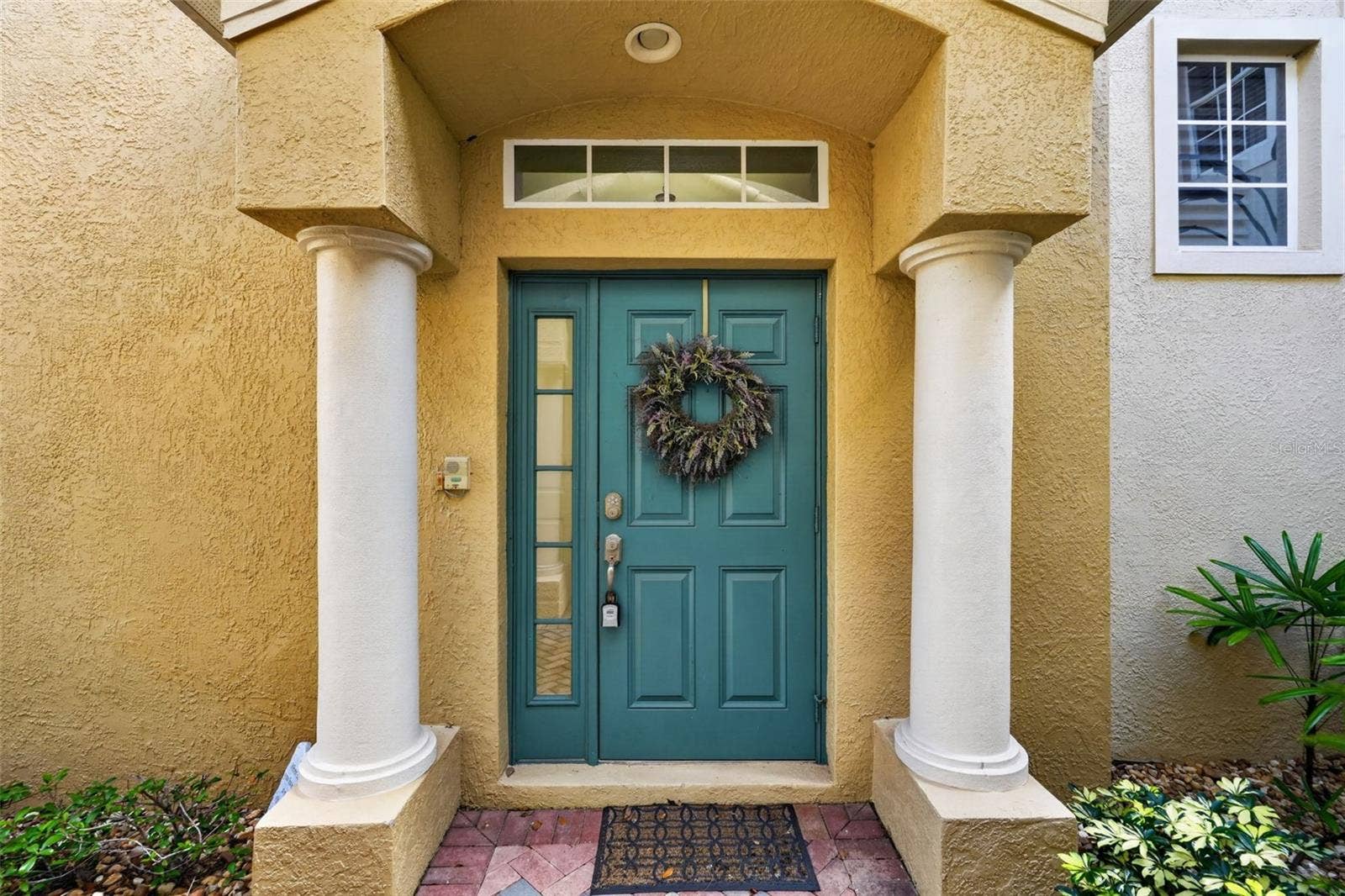 1360 EMERALD DUNES DRIVE, Sun City Center, FL 33573 Front door