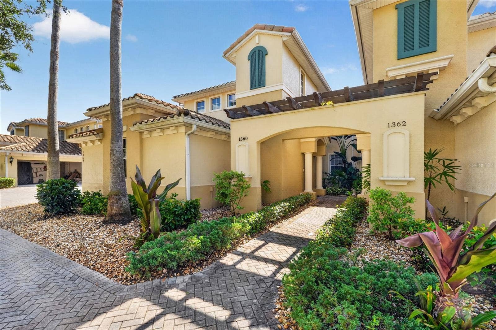 1360 EMERALD DUNES DRIVE, Sun City Center, FL 33573 Front exterior view