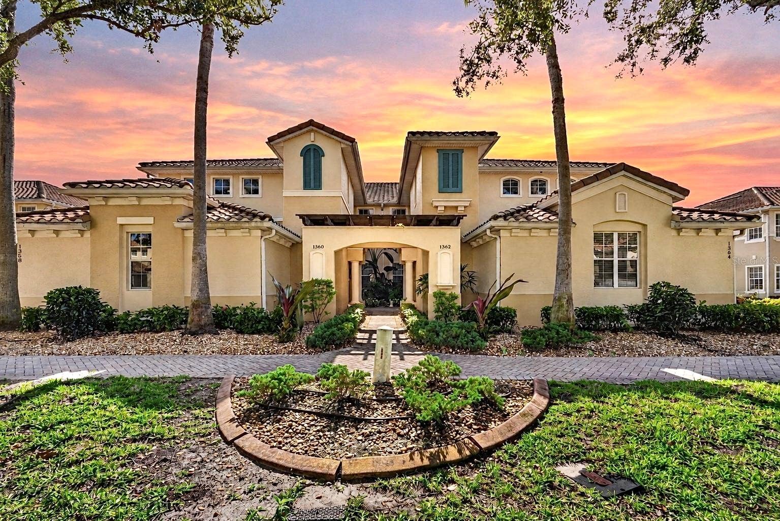1360 EMERALD DUNES DRIVE, Sun City Center, FL 33573 Welcome home!