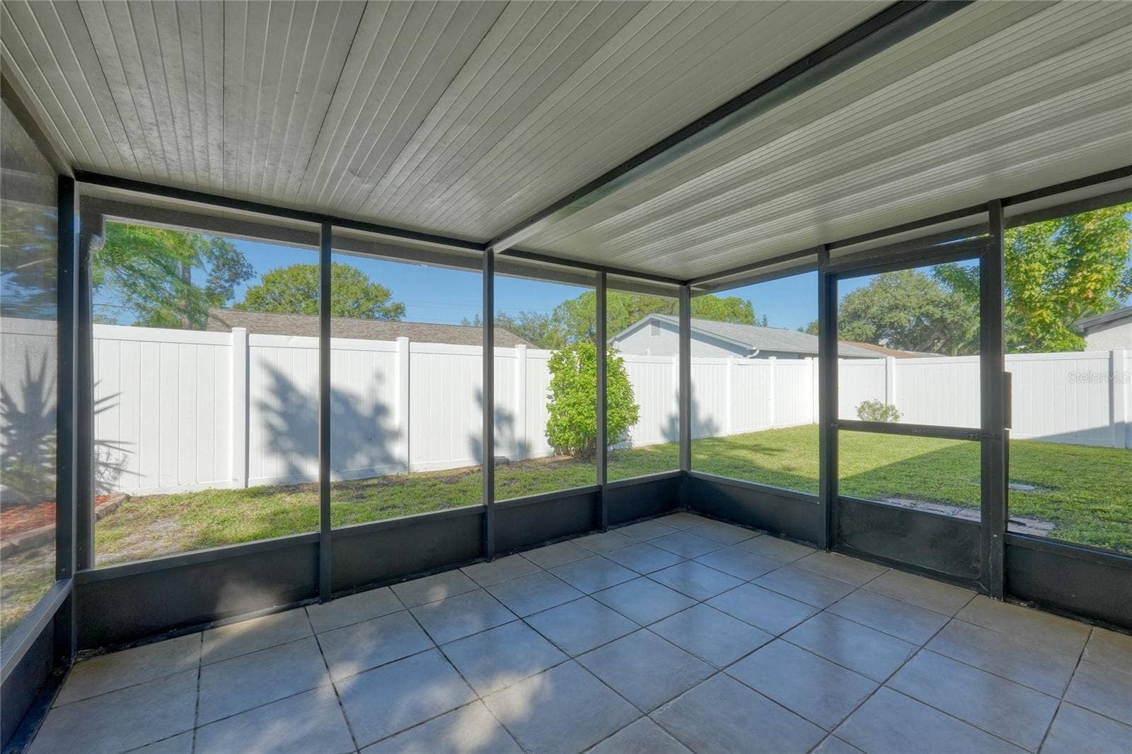 3266 PINE HAVEN DR, Clearwater, FL 33761