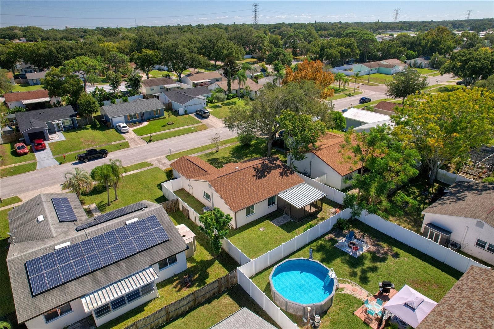 3266 PINE HAVEN DR, Clearwater, FL 33761