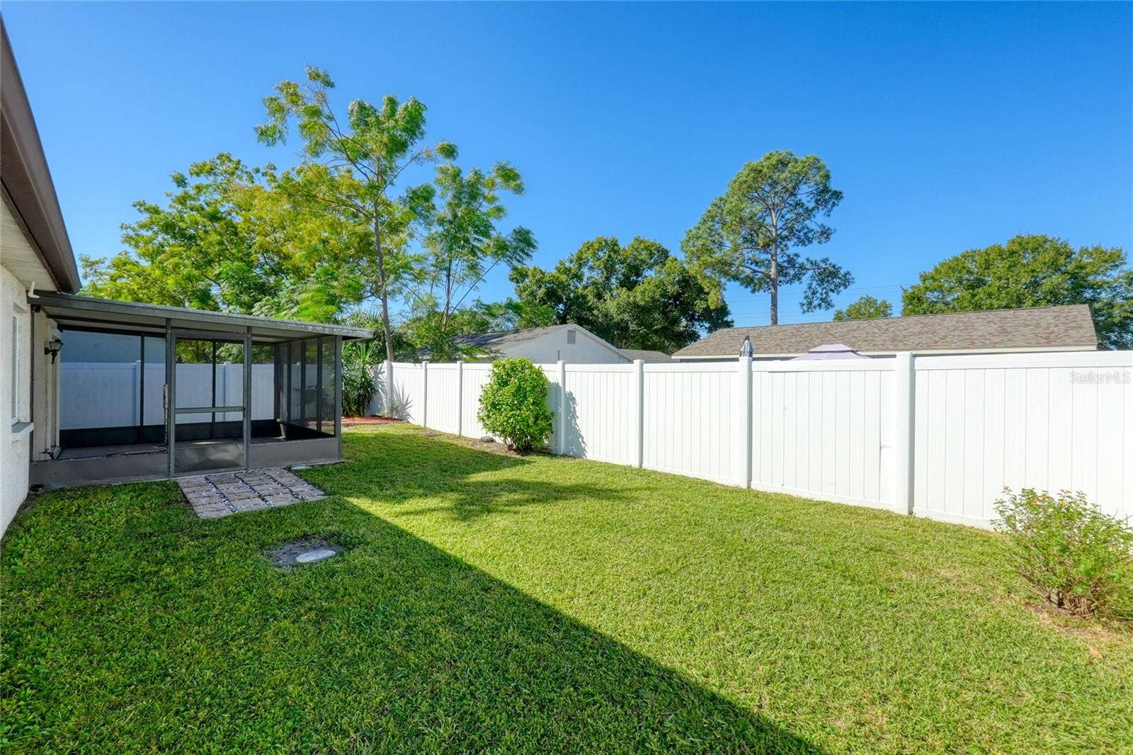 3266 PINE HAVEN DR, Clearwater, FL 33761
