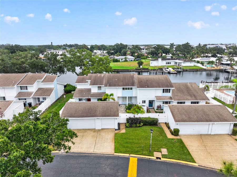Property photo for 6447 CAPE HATTERAS WAY NE, #2, St Petersburg, FL