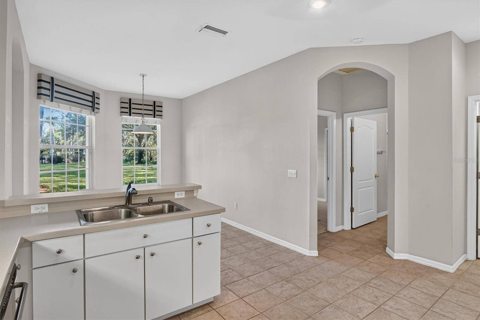 19122 DOVES LANDING DRIVE, Tampa, FL 33647 19122 DOVES LANDING DRIVE, Tampa, FL 33647