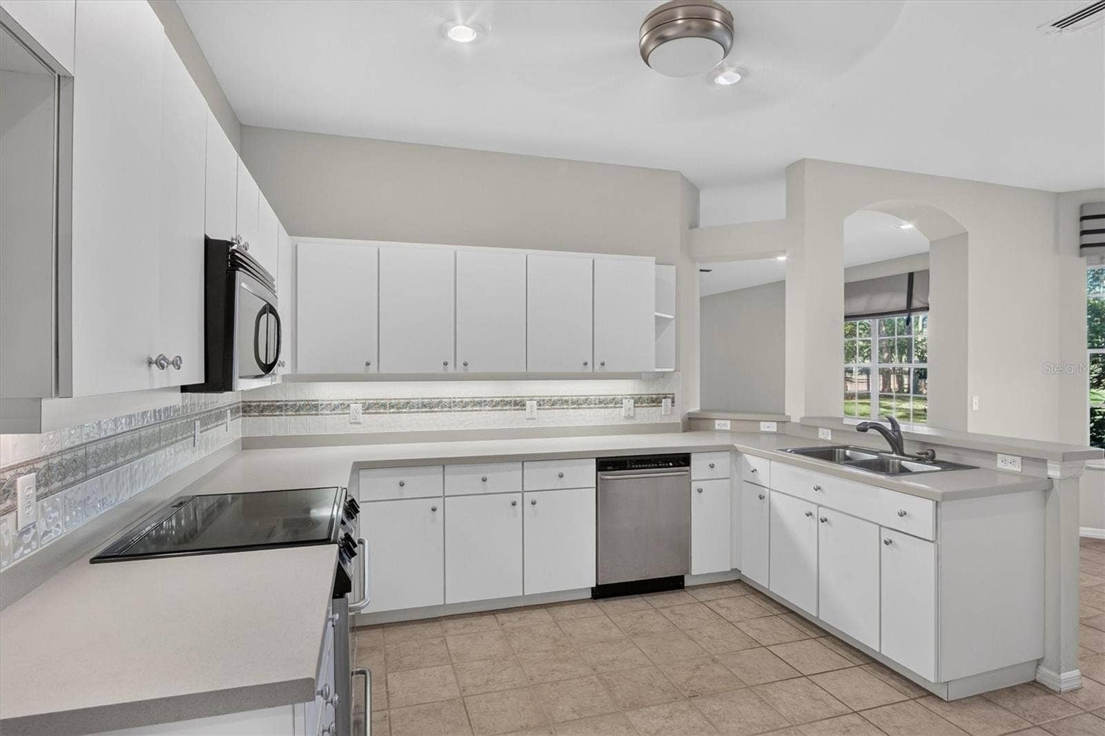 19122 DOVES LANDING DRIVE, Tampa, FL 33647 19122 DOVES LANDING DRIVE, Tampa, FL 33647