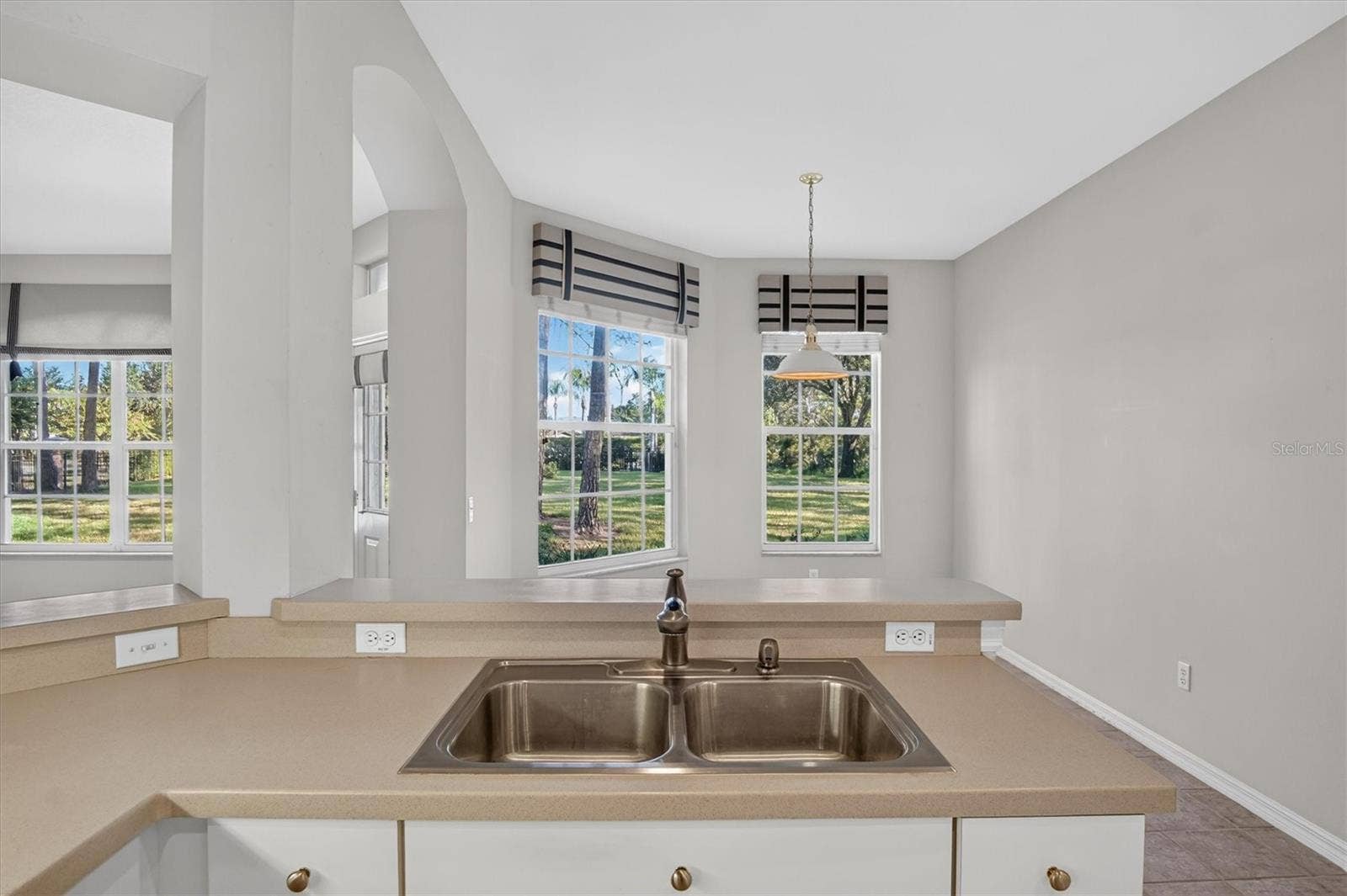 19122 DOVES LANDING DRIVE, Tampa, FL 33647 19122 DOVES LANDING DRIVE, Tampa, FL 33647
