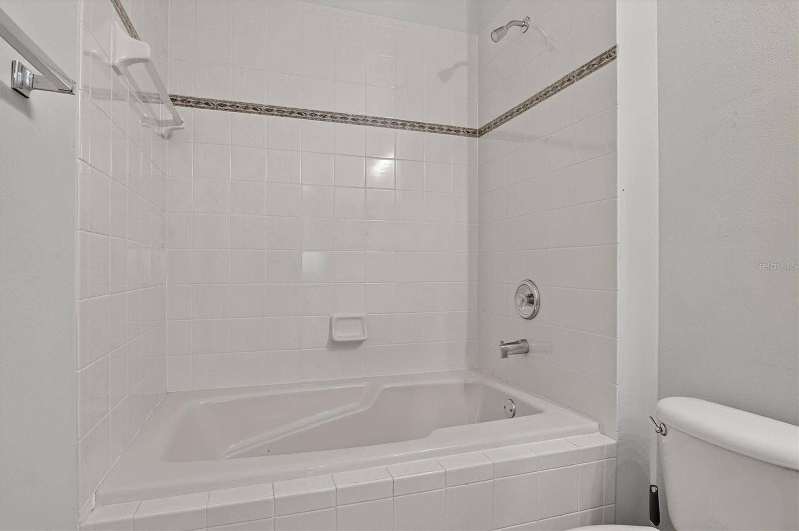 19122 DOVES LANDING DRIVE, Tampa, FL 33647 19122 DOVES LANDING DRIVE, Tampa, FL 33647