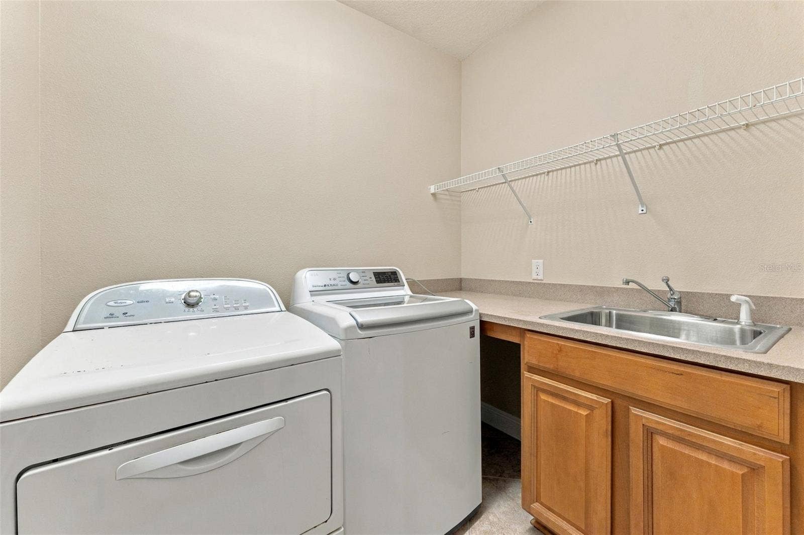 3215 OAK GREEN WAY, Tampa, FL 33611