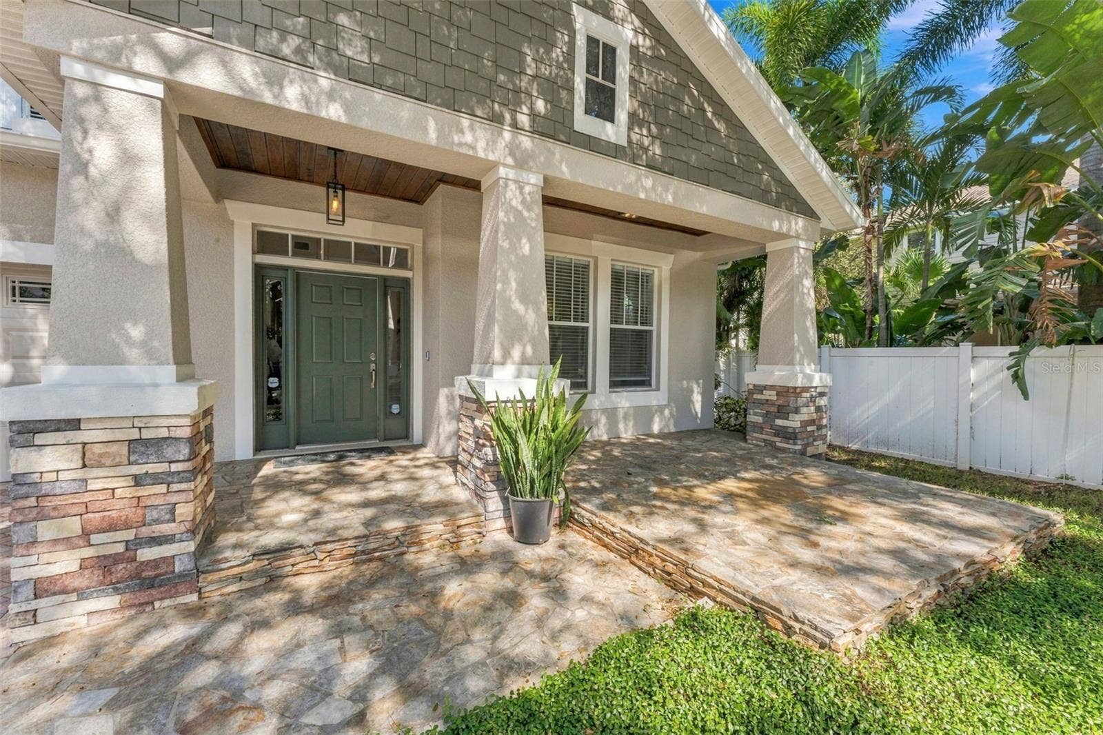 3215 OAK GREEN WAY, Tampa, FL 33611