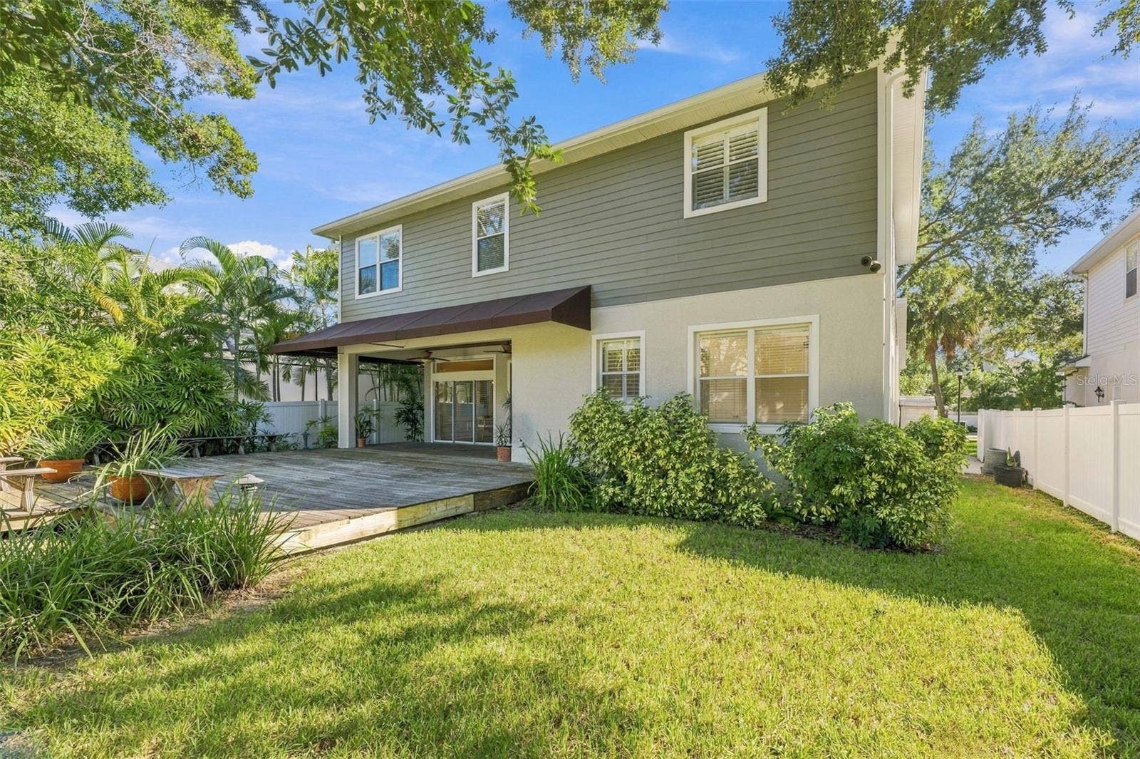 3215 OAK GREEN WAY, Tampa, FL 33611