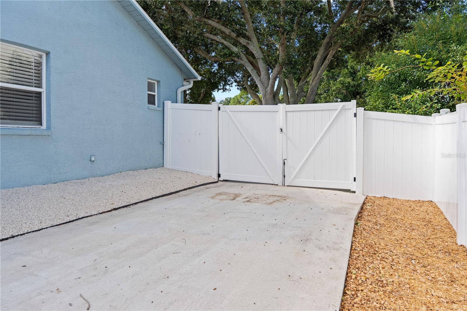 3937 LAKE SHORE DRIVE, Palm Harbor, FL 34684 3937 LAKE SHORE DRIVE, Palm Harbor, FL 34684