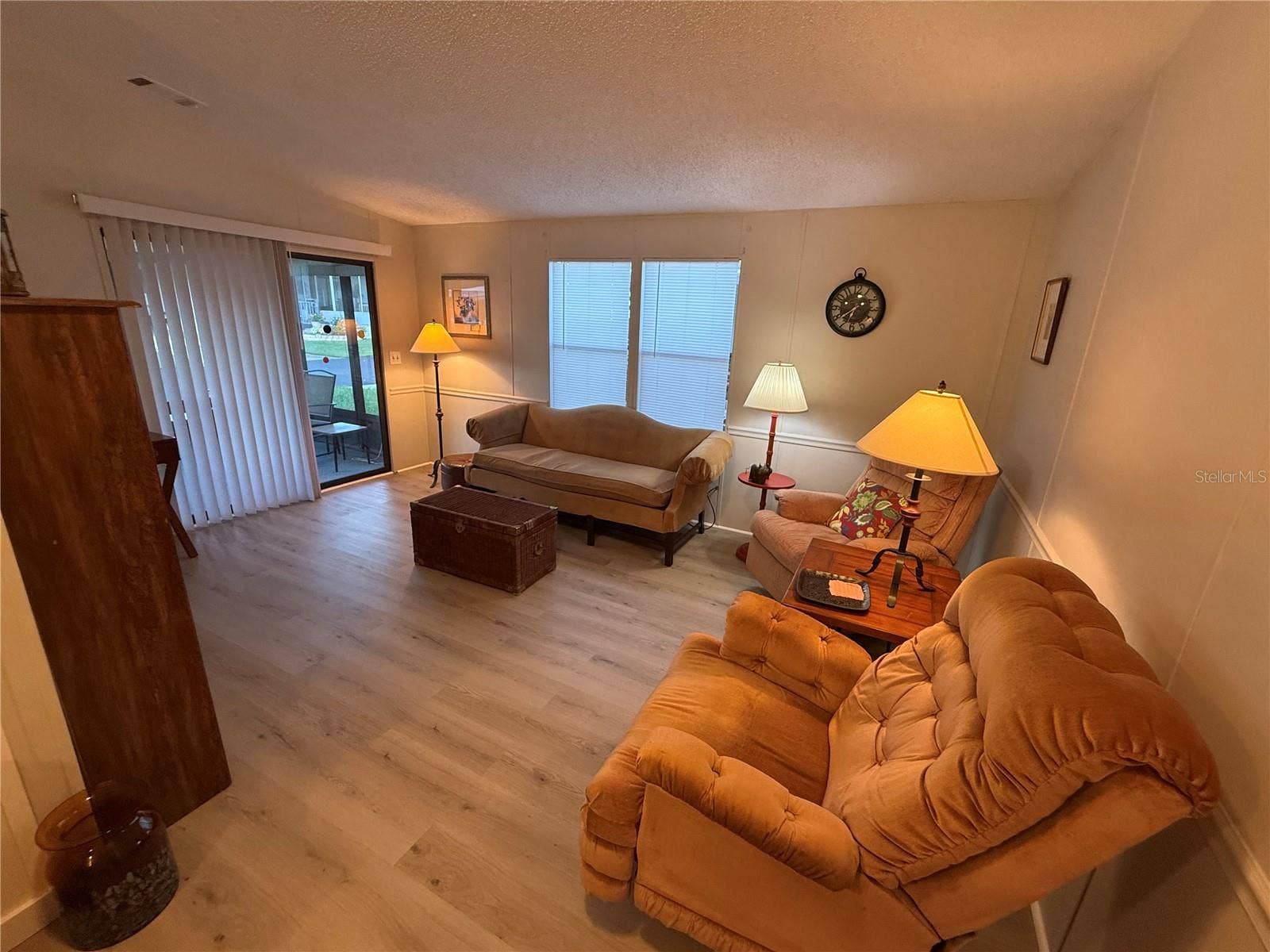 37542 PINATA AVENUE, Zephyrhills, FL 33541 37542 PINATA AVENUE, Zephyrhills, FL 33541