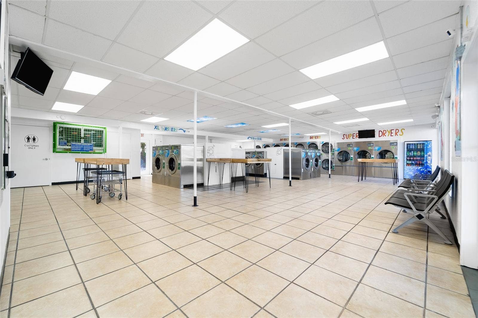 1412 57TH AVENUE E, Bradenton, FL 34203