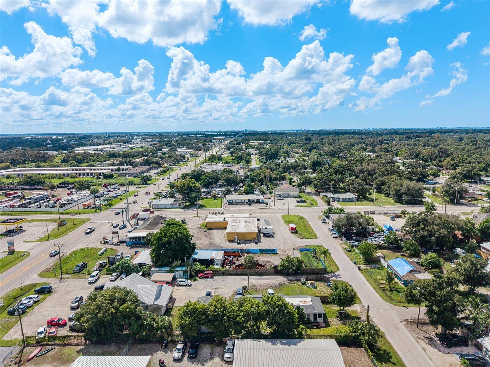 1412 57TH AVENUE E, Bradenton, FL 34203