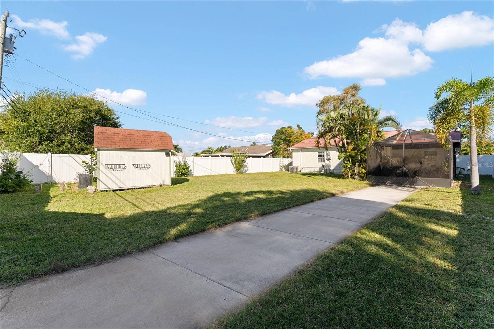 214 39TH AVENUE NE, St Petersburg, FL 33703 214 39TH AVENUE NE, St Petersburg, FL 33703