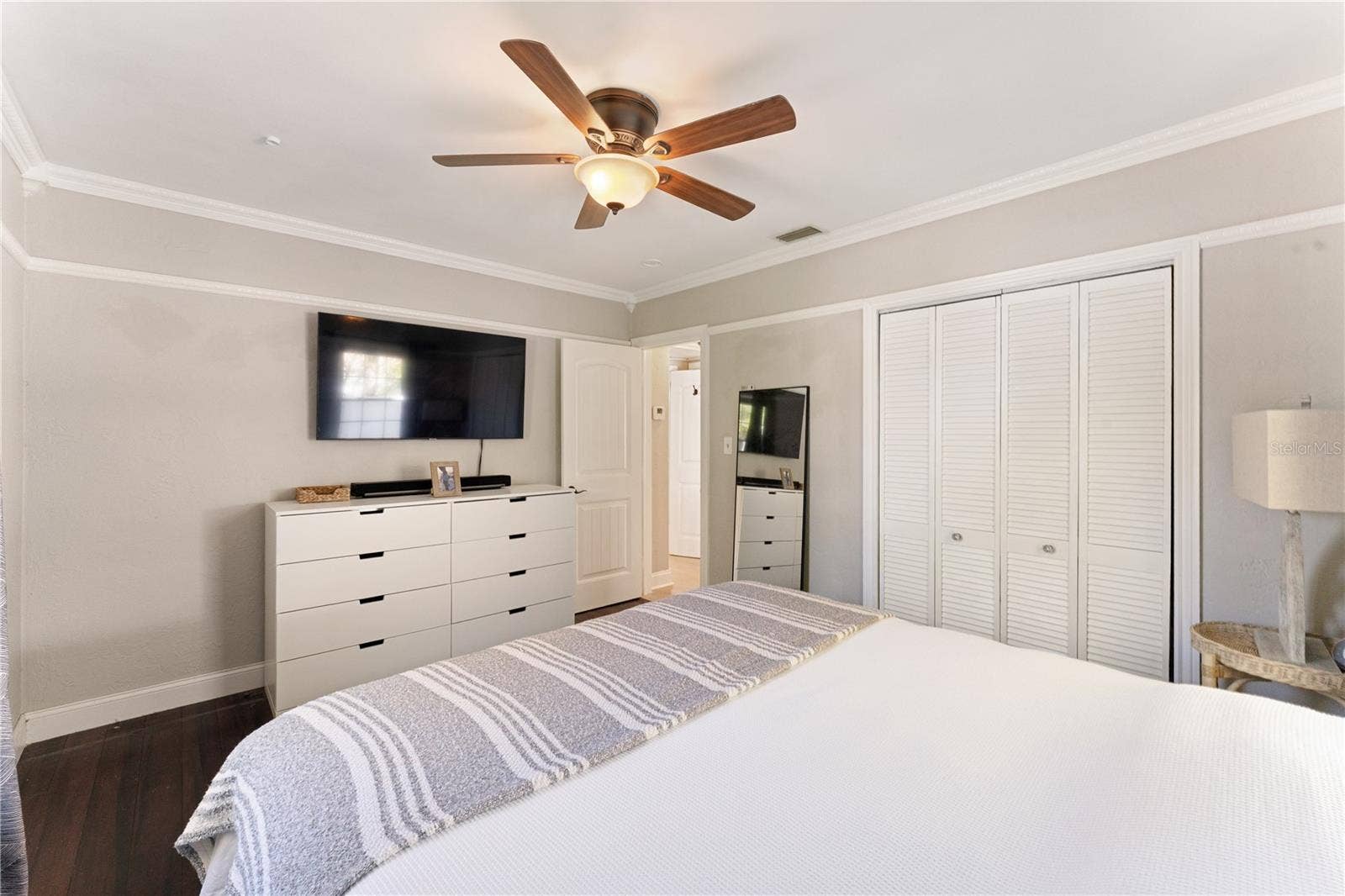 214 39TH AVENUE NE, St Petersburg, FL 33703 214 39TH AVENUE NE, St Petersburg, FL 33703