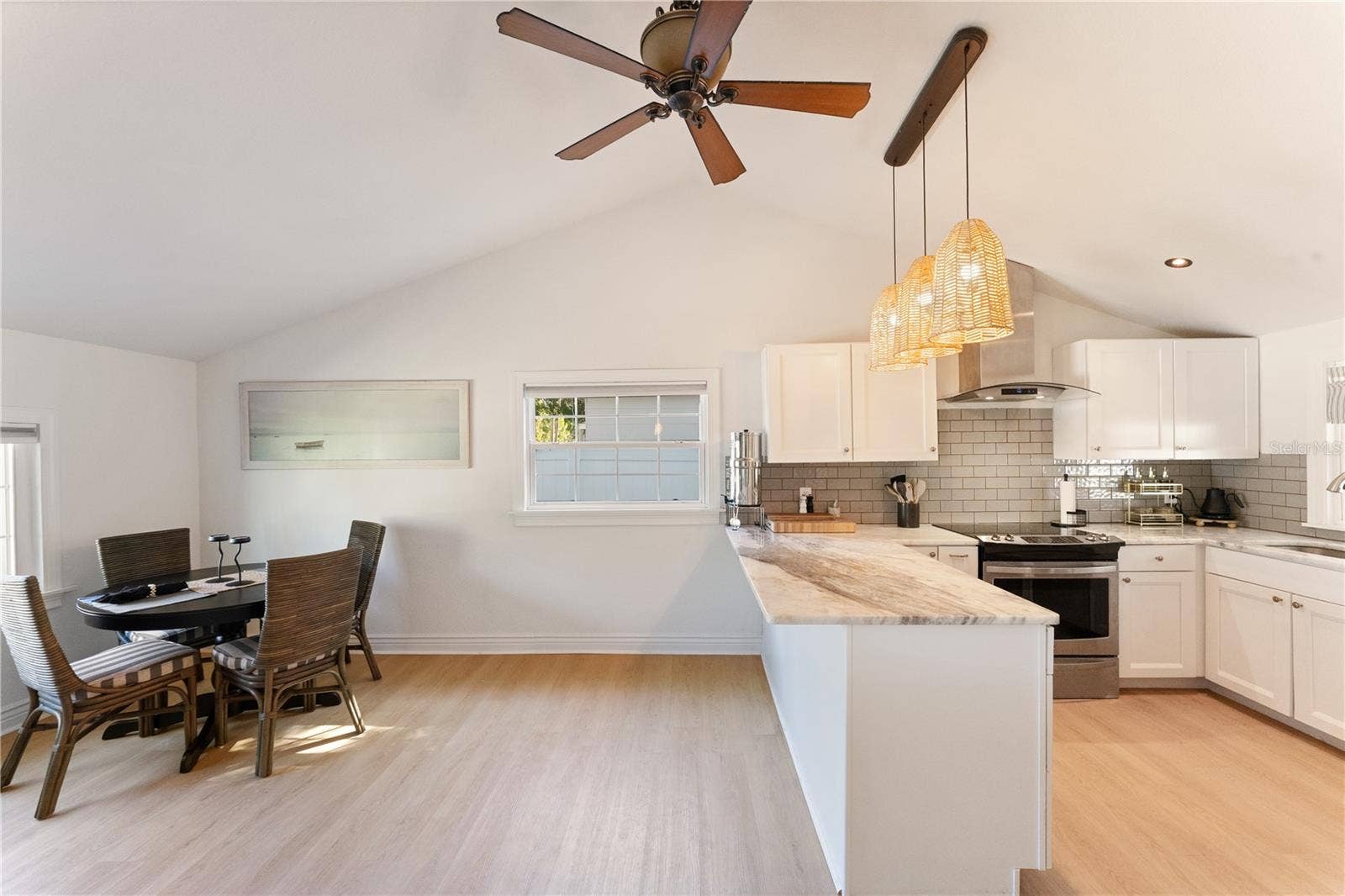214 39TH AVENUE NE, St Petersburg, FL 33703 214 39TH AVENUE NE, St Petersburg, FL 33703