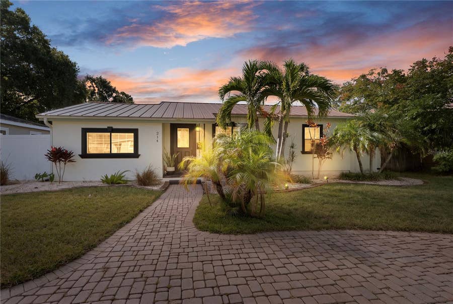 Property photo for 214 39TH AVENUE NE, St Petersburg, FL