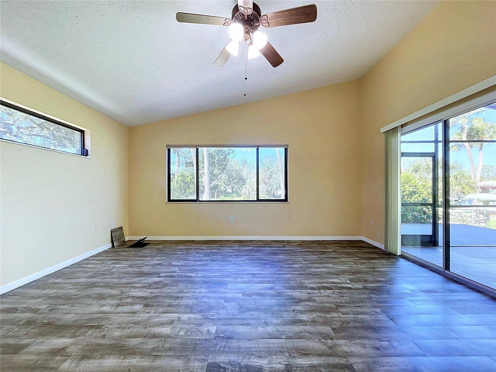 primary with riverviews