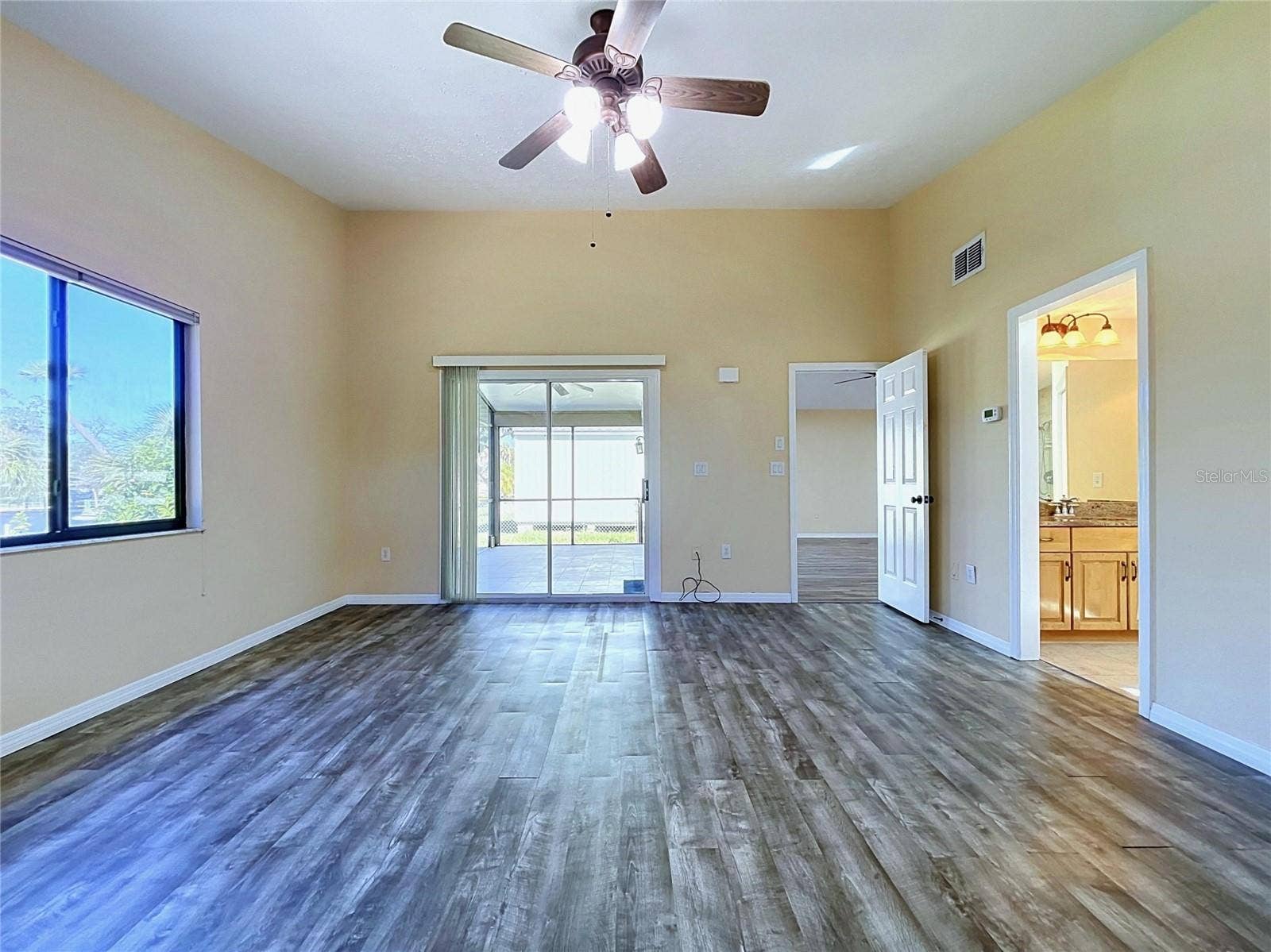 primary with riverviews