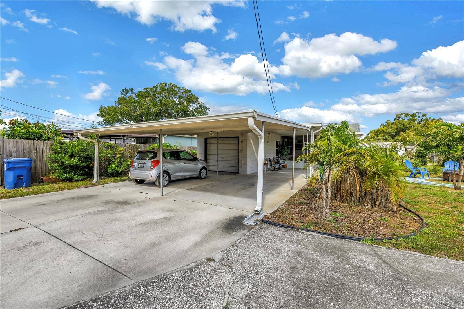 2450 37TH AVENUE N, St Petersburg, FL 33713