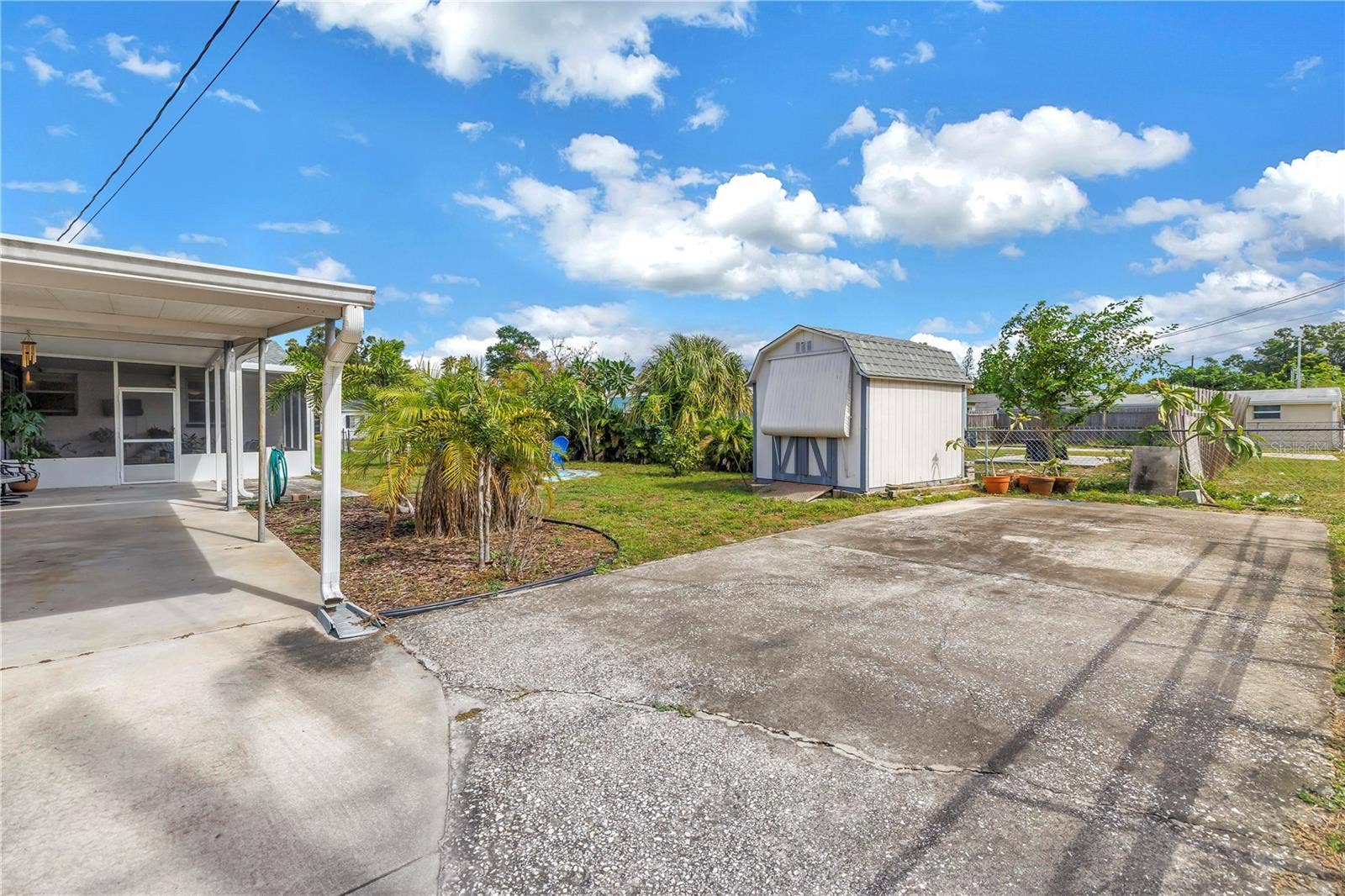 2450 37TH AVENUE N, St Petersburg, FL 33713