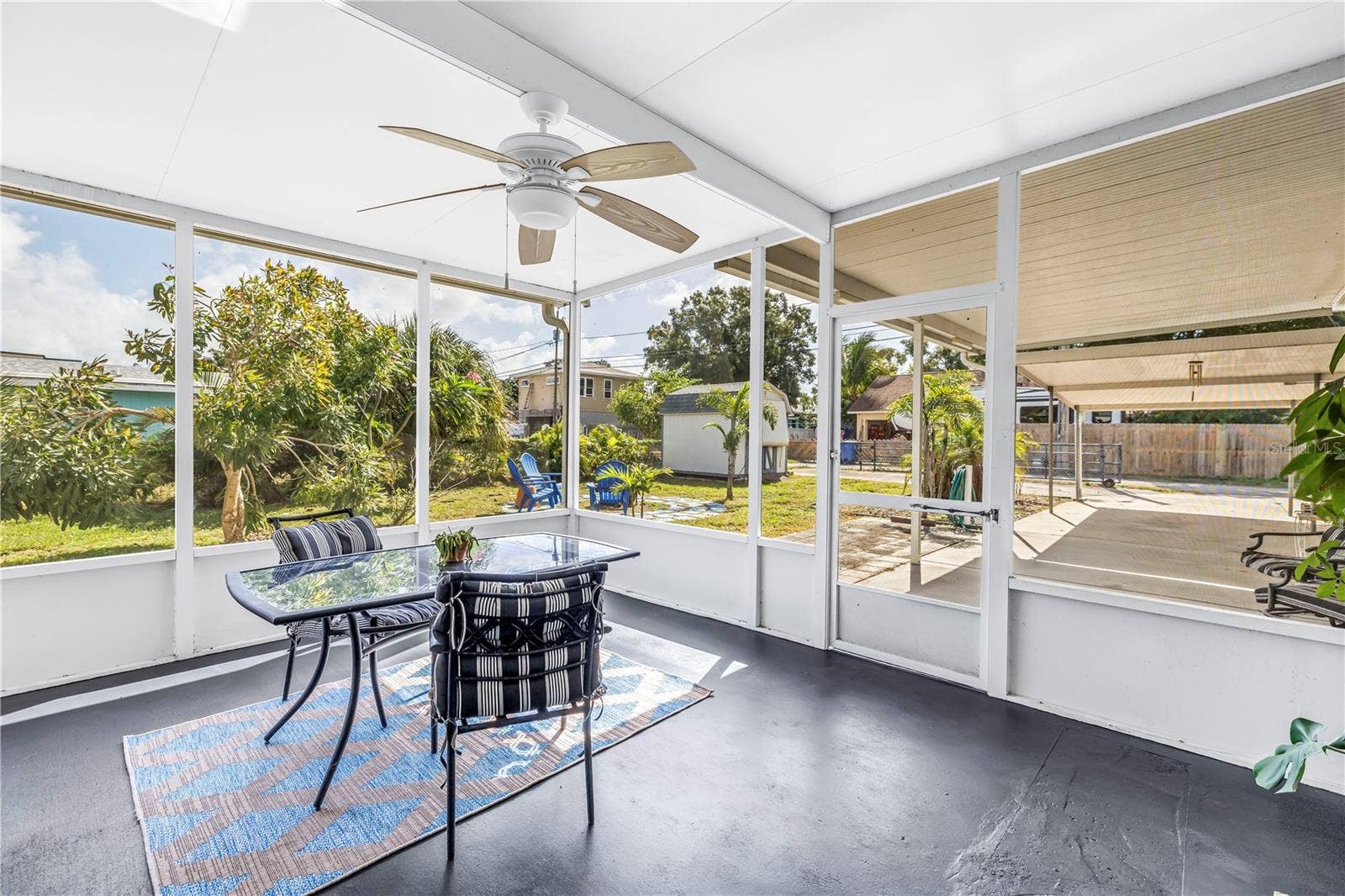 2450 37TH AVENUE N, St Petersburg, FL 33713