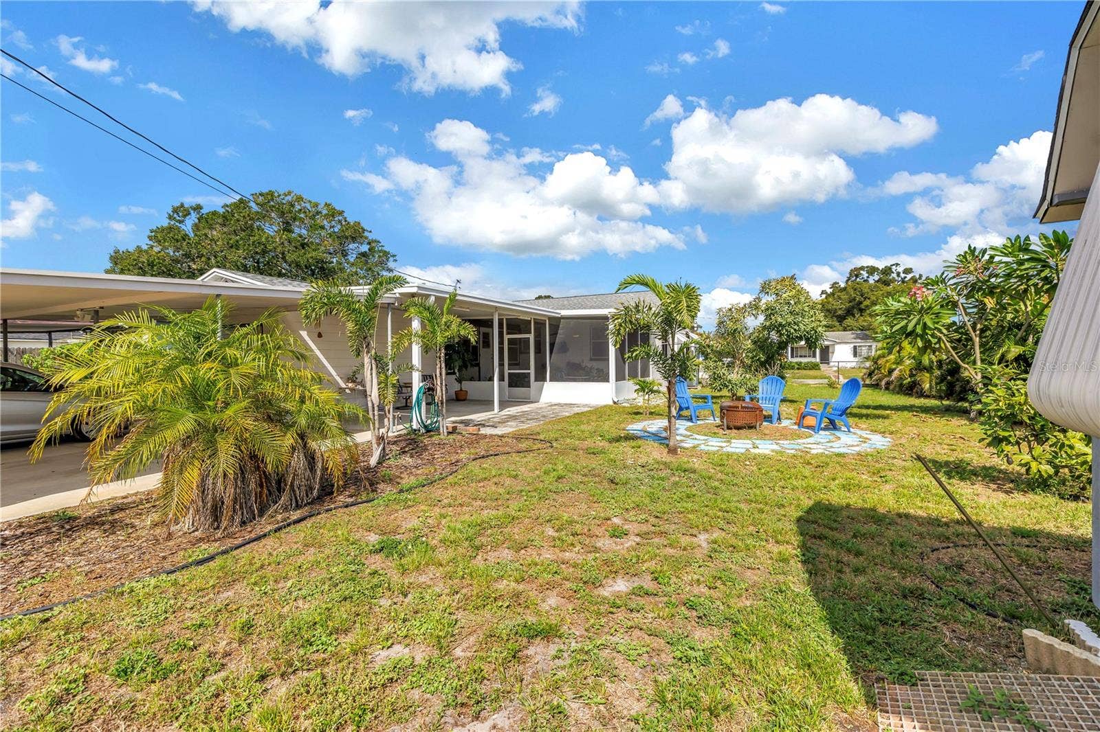 2450 37TH AVENUE N, St Petersburg, FL 33713