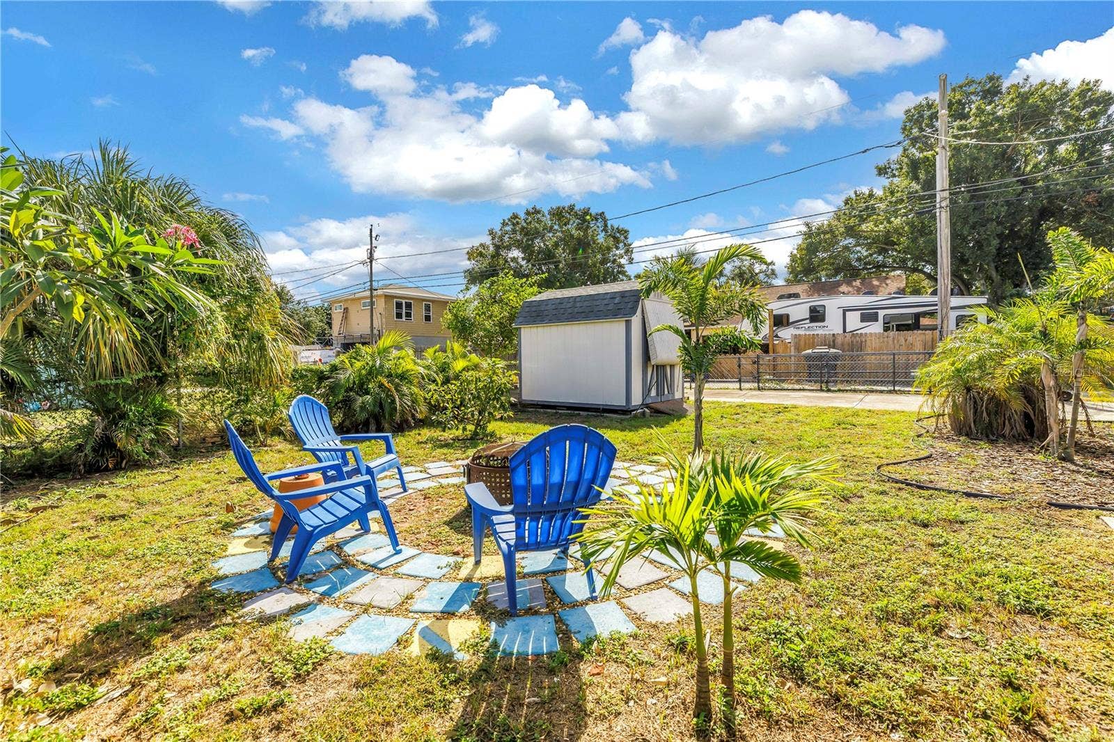 2450 37TH AVENUE N, St Petersburg, FL 33713