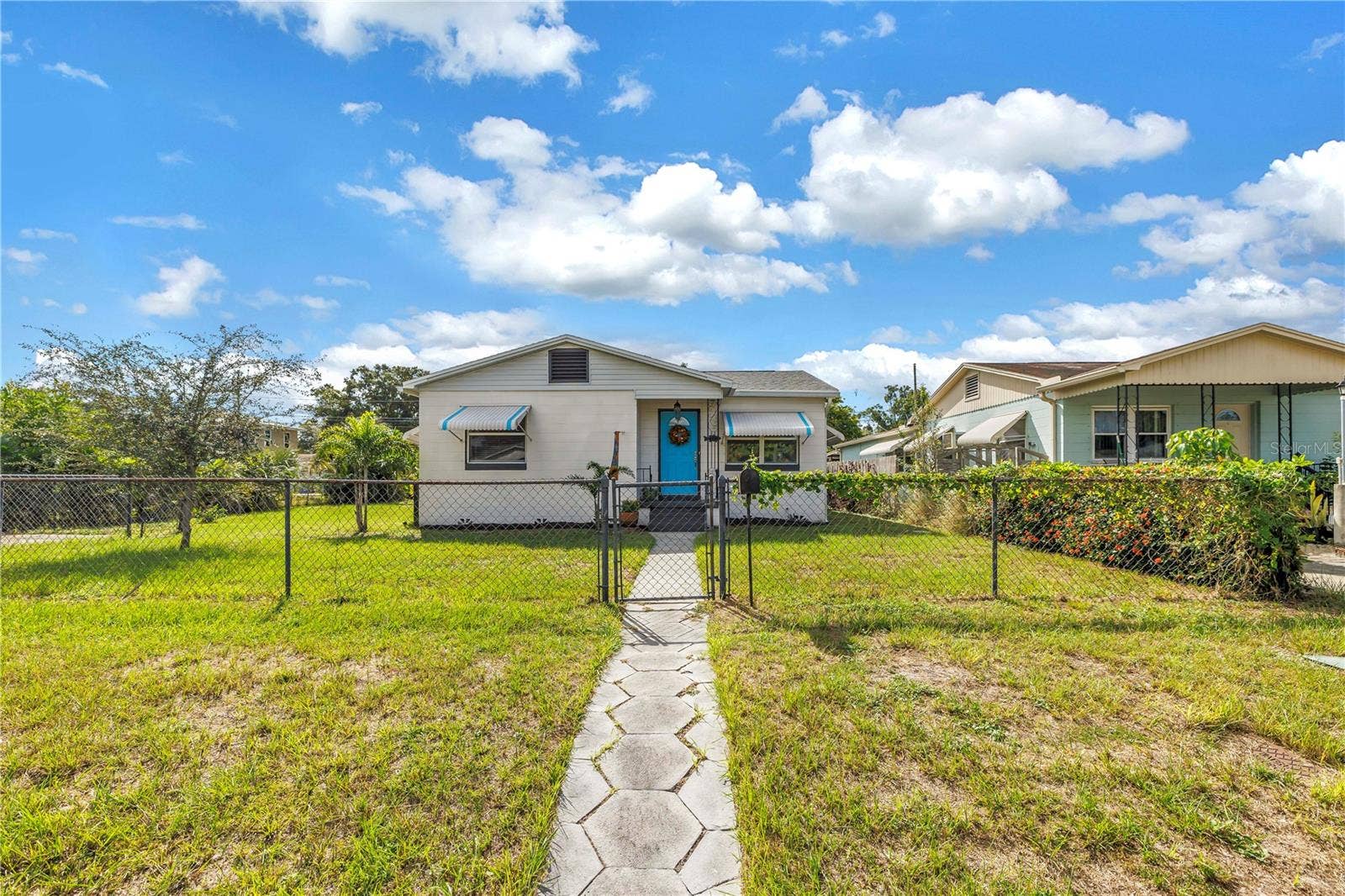 2450 37TH AVENUE N, St Petersburg, FL 33713